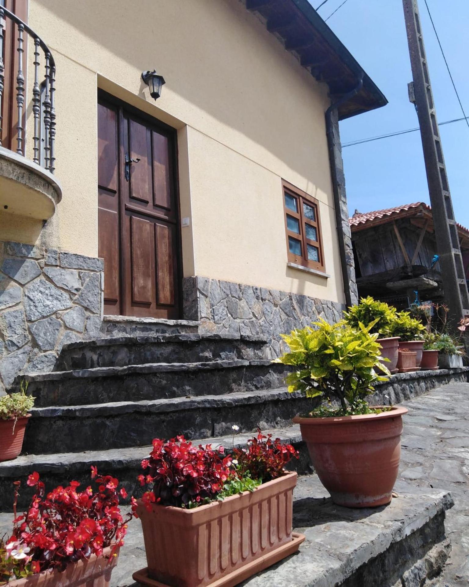 Vivienda Vacacional Casa Abuela Herminia Colunga Dış mekan fotoğraf